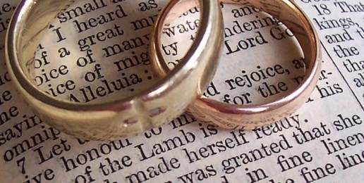 Sex-Obsessed Lefty Horrified by ‘Toxic Purity Culture’